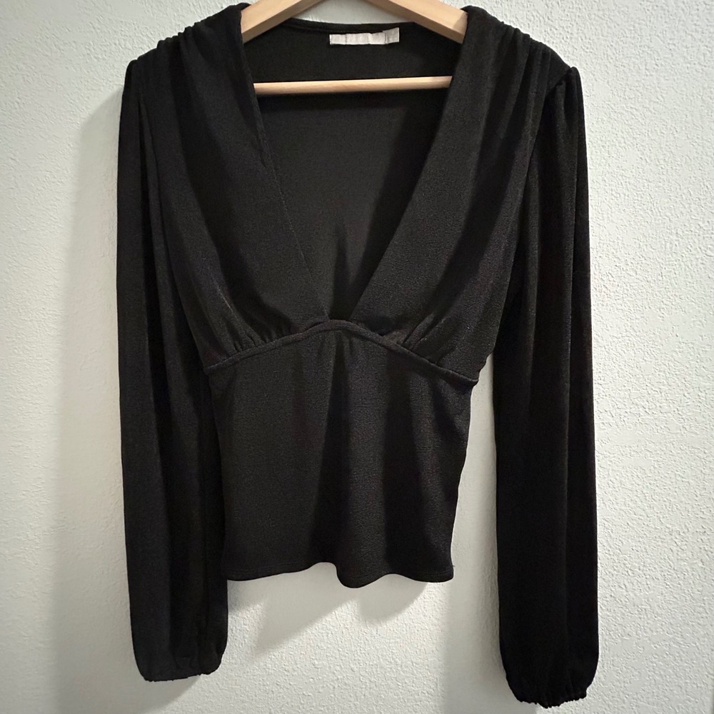 Red by BKE Womens Deep V-Neck Empire Waist Long Sleeve Top Black Small